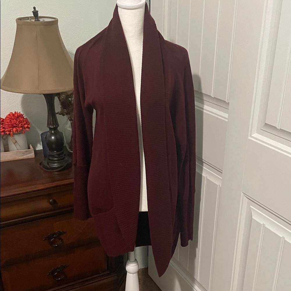 Elegant Burgundy Women's cardigan
